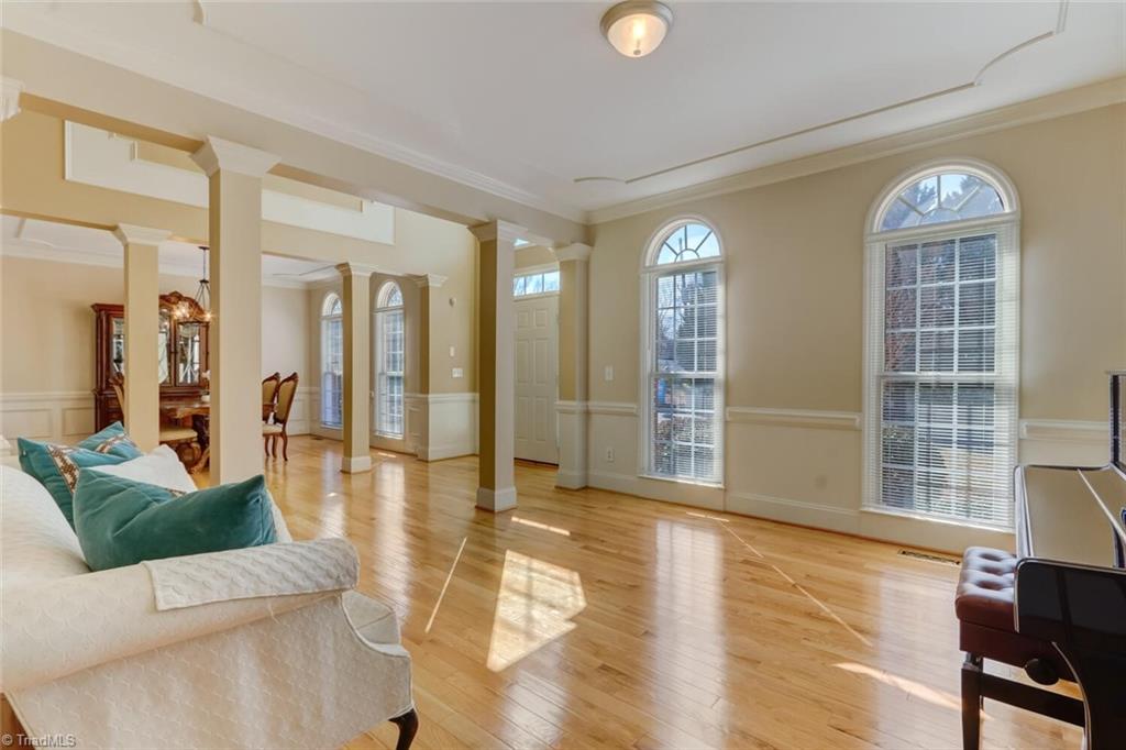 3724 Pinetop Road Greensboro, NC 27410 - Photo 4 of 40 Gallery Image 4
