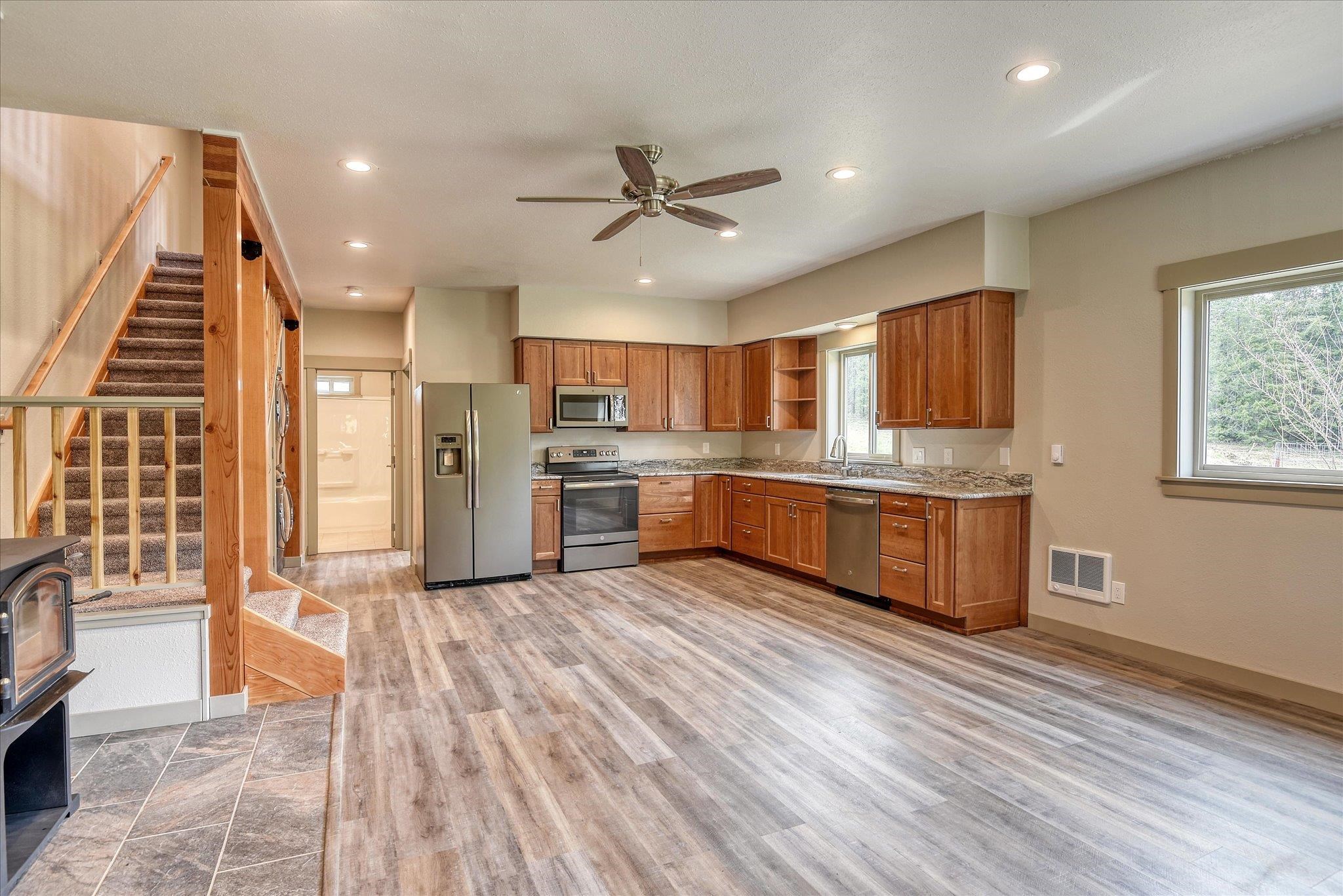 7391 Scotia Road Newport, WA 99156 - Photo 4 of 29 Gallery Image 4