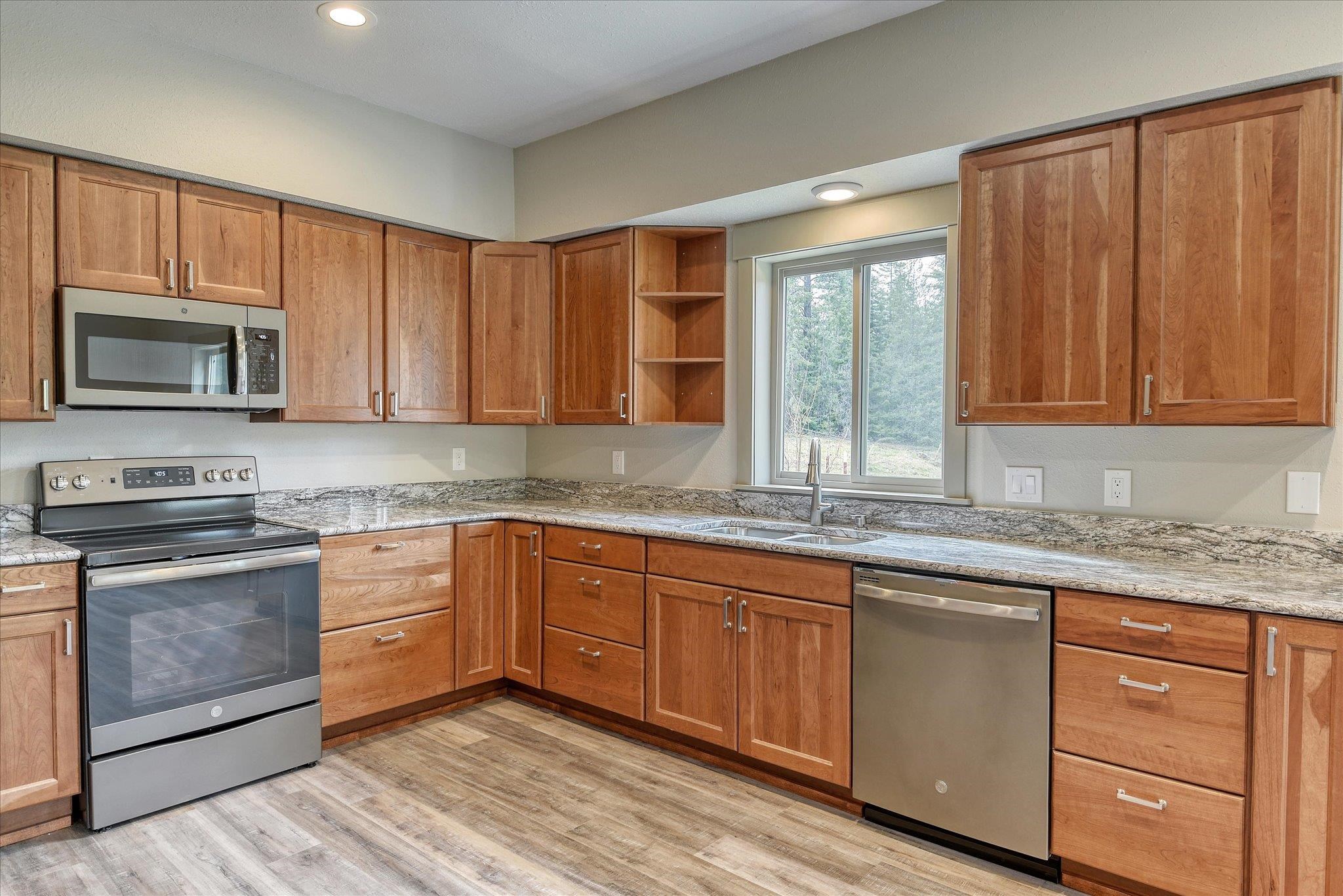 7391 Scotia Road Newport, WA 99156 - Photo 7 of 29 Gallery Image 7