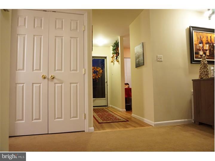 198 Valley Stream Lane Wayne, PA 19087 - Photo 3 of 17