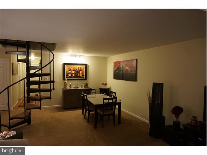 198 Valley Stream Lane Wayne, PA 19087 - Photo 6 of 17