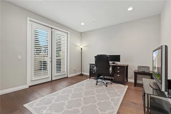 $759,990 | 649 West Foothill Boulevard, Unit 2, Glendora, CA 91741