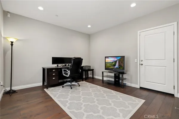 $759,990 | 649 West Foothill Boulevard, Unit 2, Glendora, CA 91741