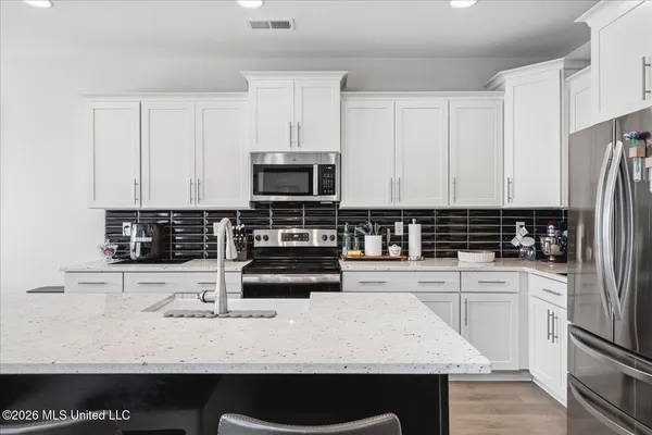 $425,000 | 2955 Layton Drive, Nesbit, MS 38651