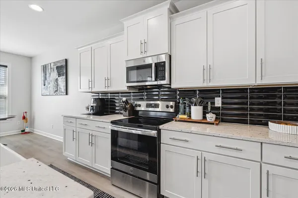 $425,000 | 2955 Layton Drive, Nesbit, MS 38651