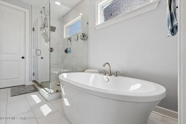 $425,000 | 2955 Layton Drive, Nesbit, MS 38651