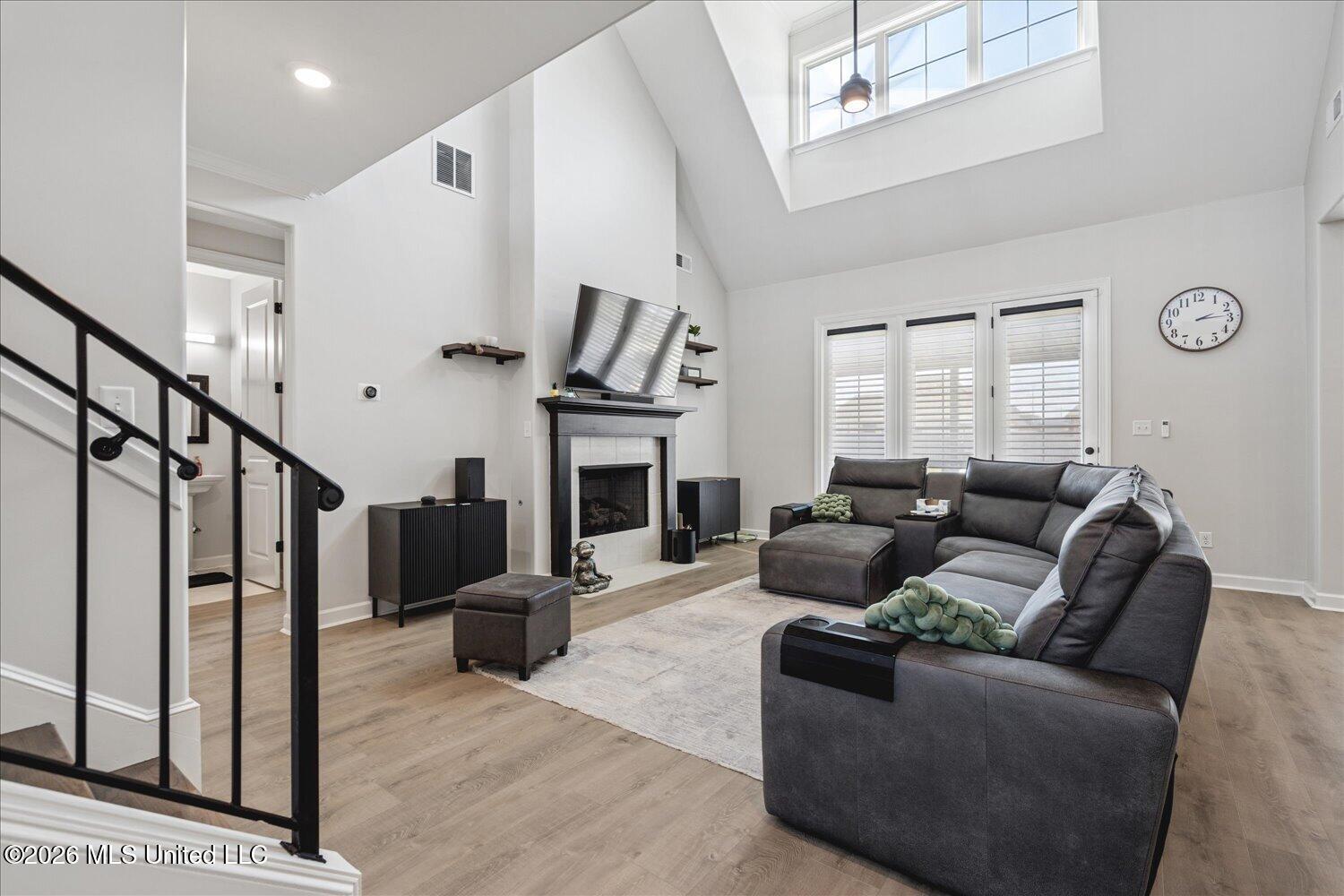 2955 Layton Drive Nesbit, MS 38651 - Photo 5 of 33 05-05-2898530mi-2955 Layton Dr