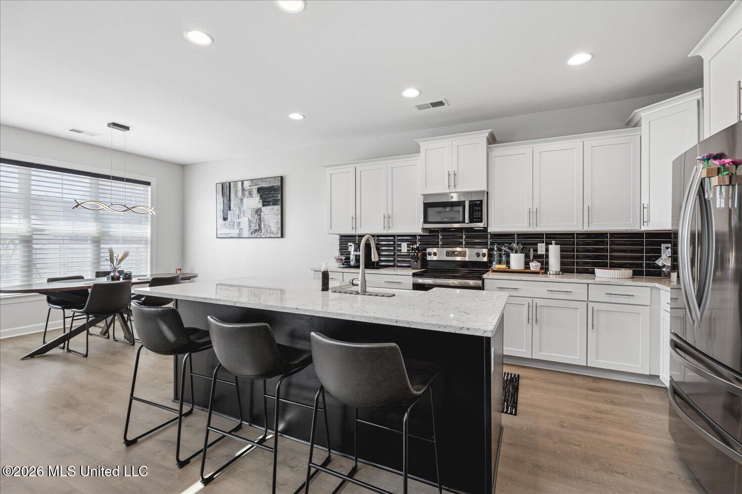 2955 Layton Drive Nesbit, MS 38651 - Photo 9 of 33 09-09-2898530mi-2955 Layton Dr