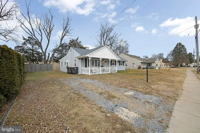 $258,362 | 17 South Walnut Circle, West Berlin, NJ 08091