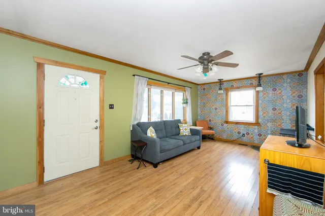 $258,362 | 17 South Walnut Circle, West Berlin, NJ 08091