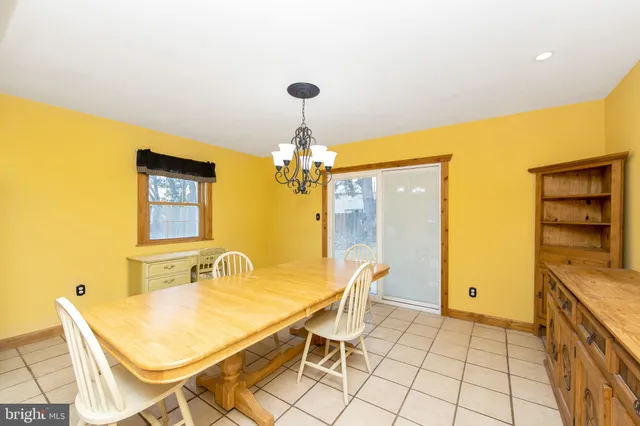 $258,362 | 17 South Walnut Circle, West Berlin, NJ 08091