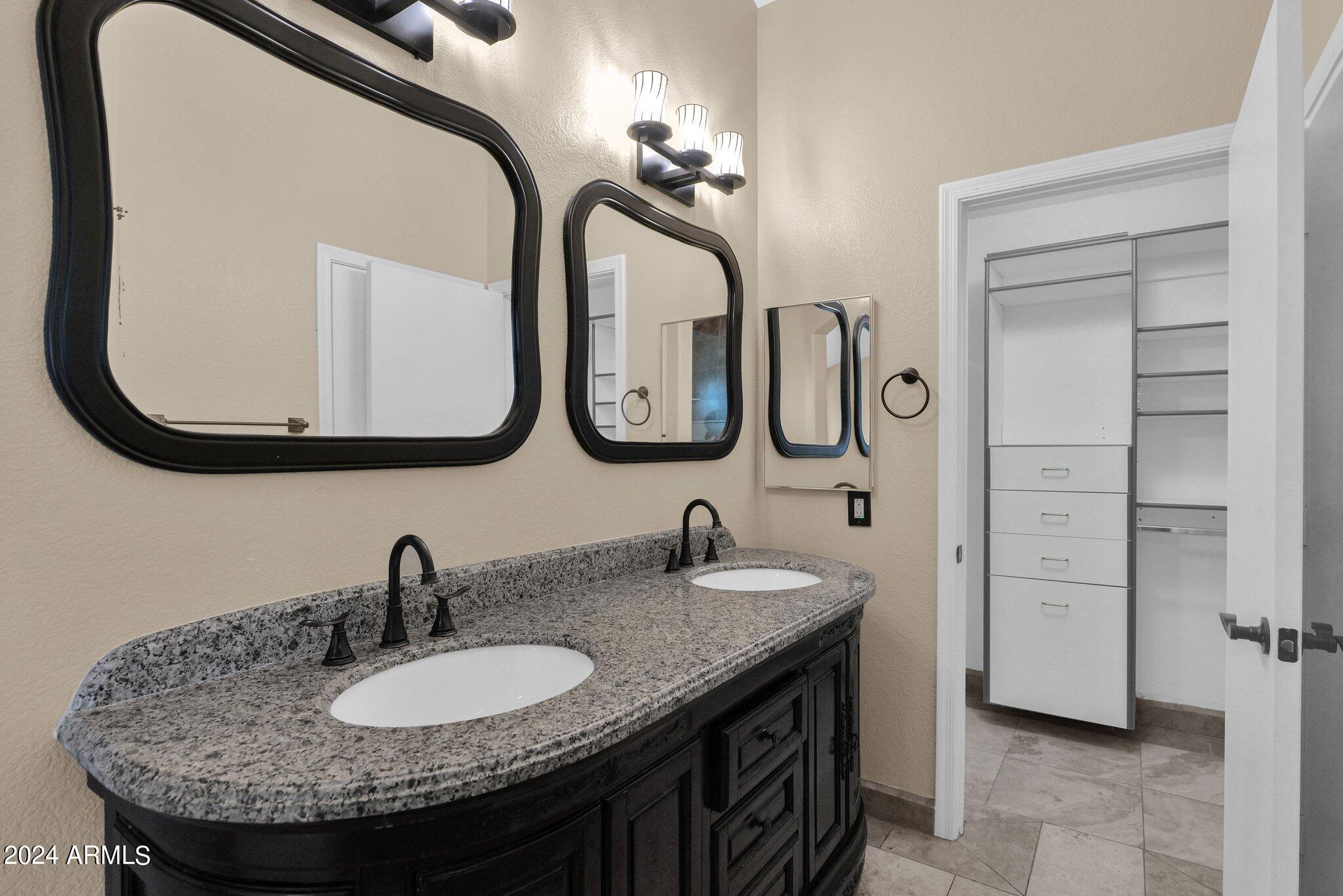 3218 North Ravine Mesa, AZ 85215 - Photo 18 of 36 Primary Bath