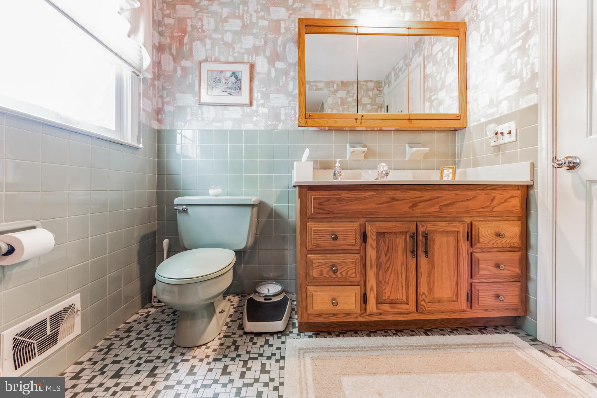 5 Cross Gate Road Wayne, PA 19087 - Photo 23 of 30