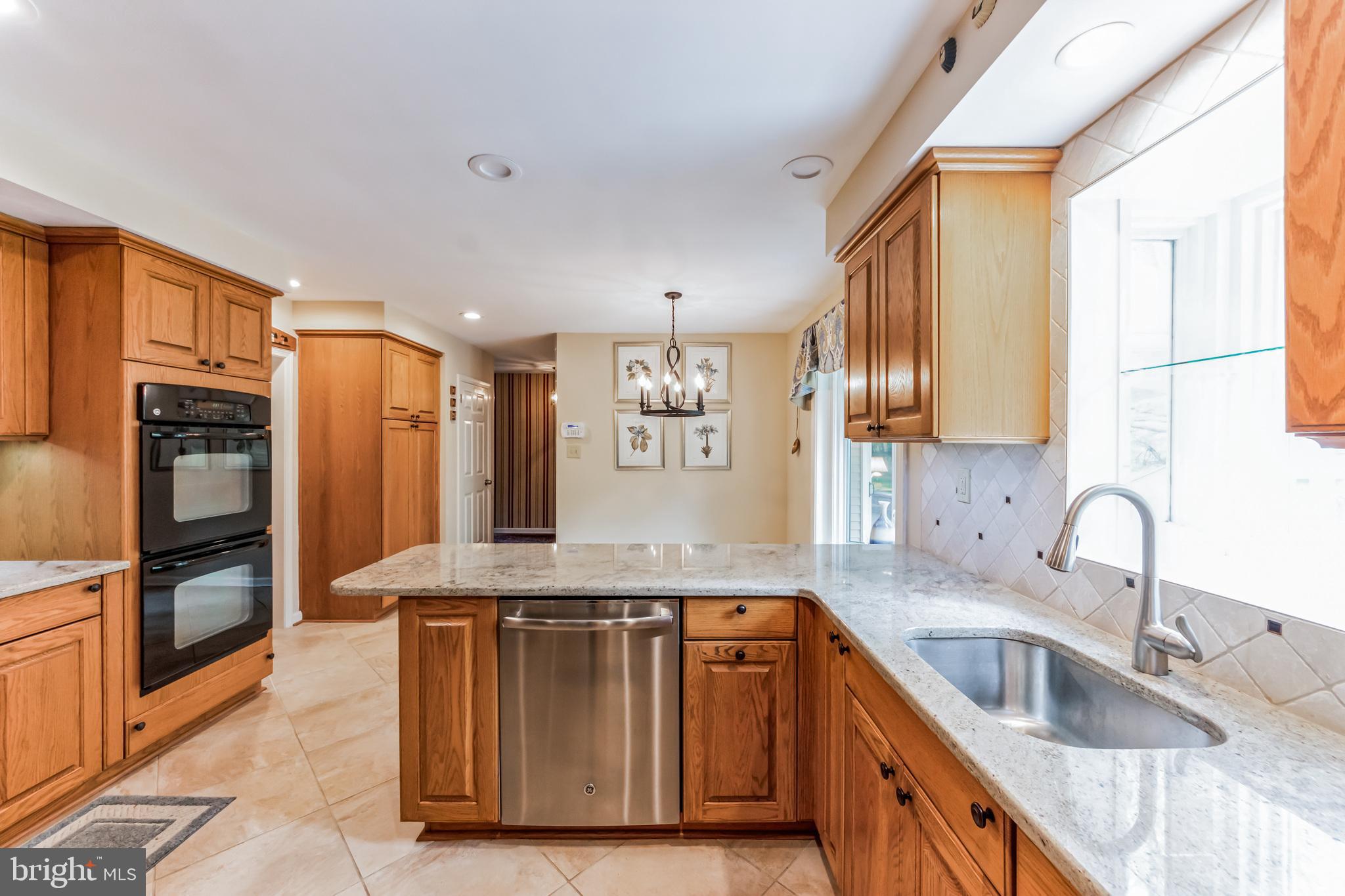 5 Cross Gate Road Wayne, PA 19087 - Photo 6 of 30