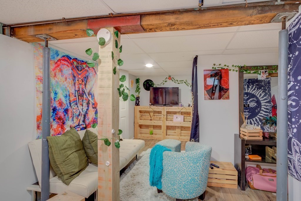 90 Kenberma Road Worcester, MA 01604 - Photo 21 of 26 Gallery Image 21