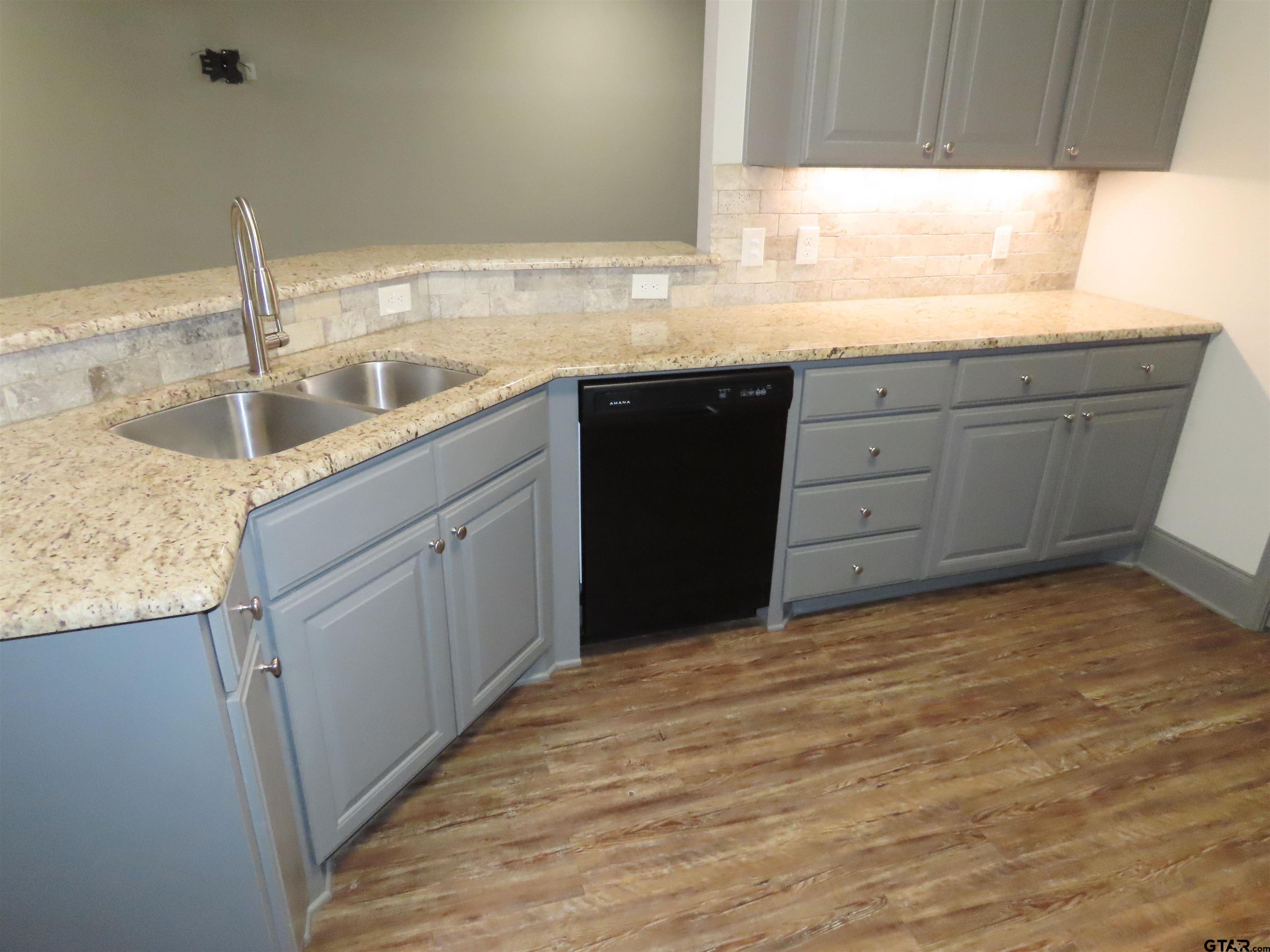 2528 Guinn Farms Road Tyler, TX 75707 - Photo 10 of 35