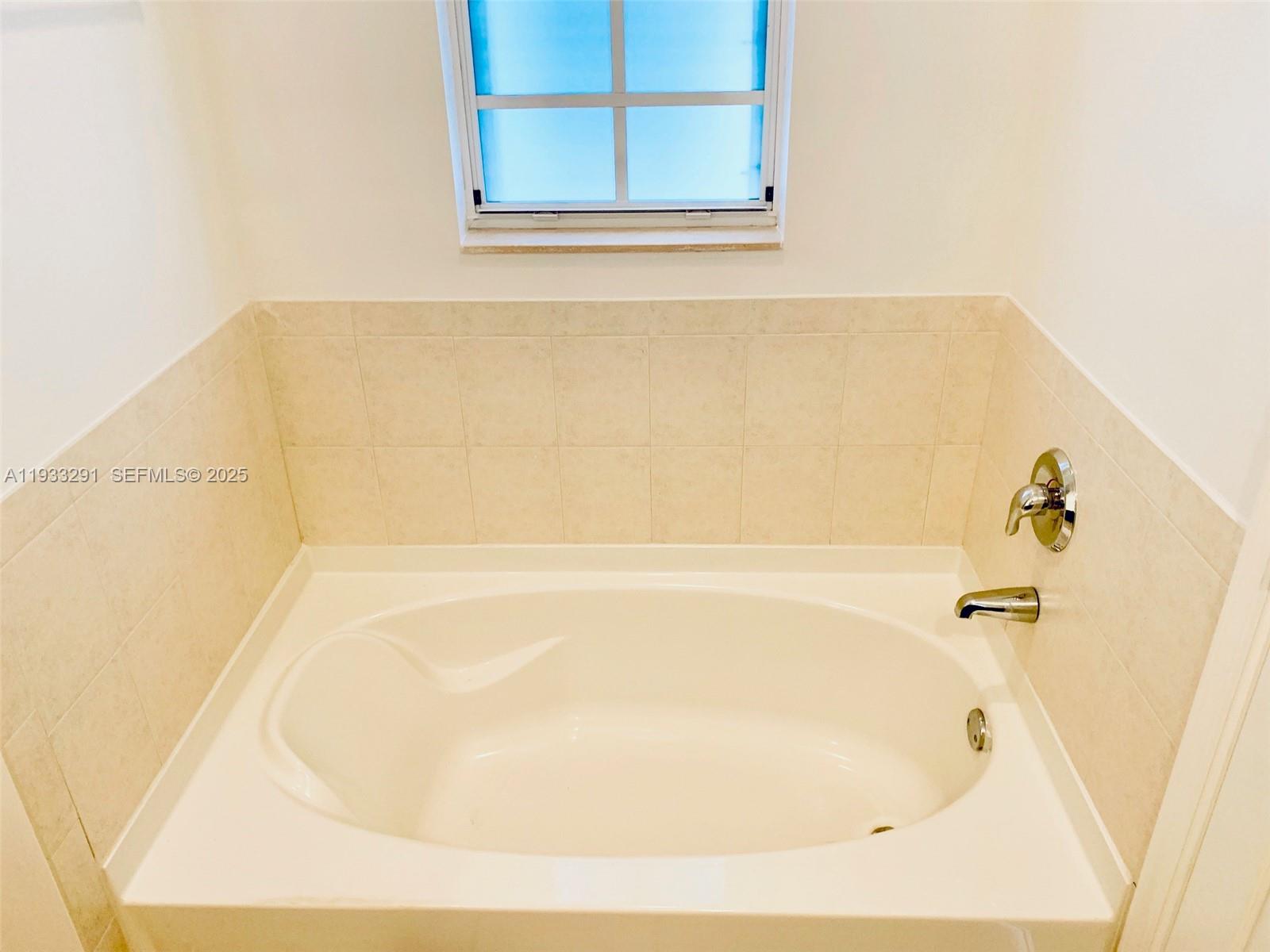 218 Southwest 6th Place Pompano Beach, FL 33060 - Photo 18 of 28