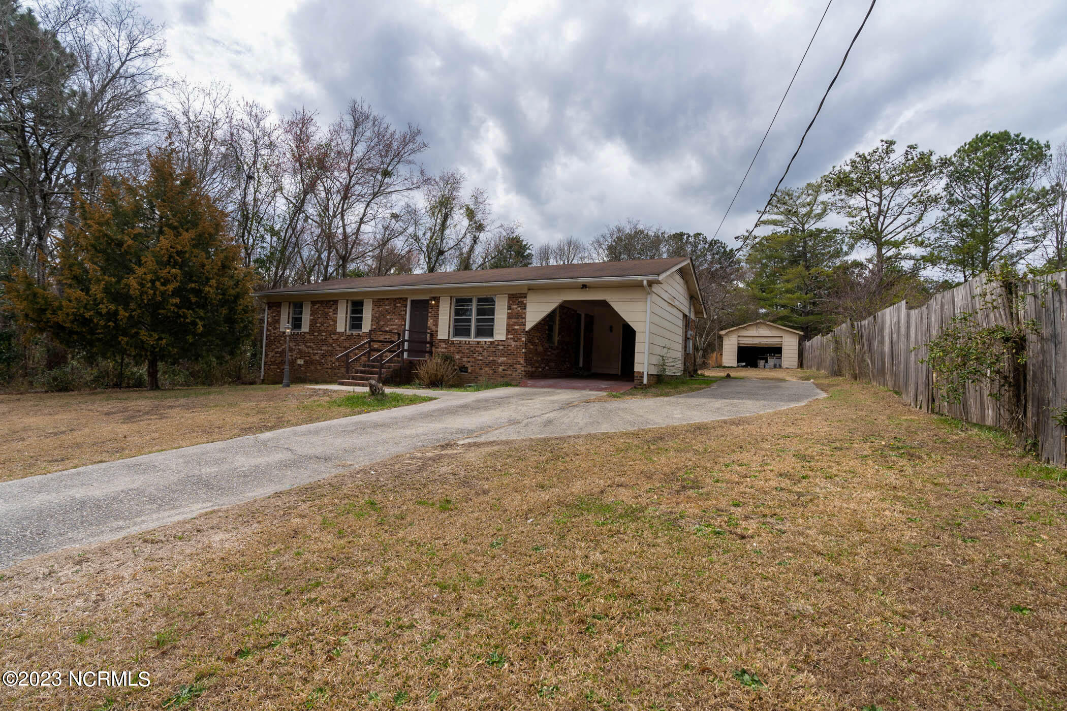179 Lakeview Trail Rockingham, NC 28379 - Photo 3 of 28 DSC09676