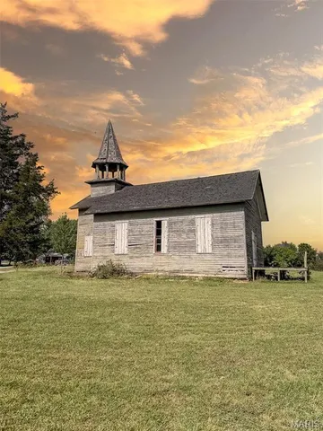 $45,000 | 17916 369th Street, Pleasant Hill, IL 62366