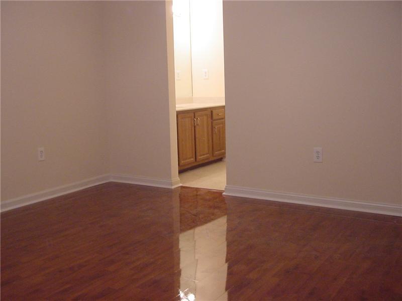 2001 Robin Street Slidell, LA 70460 - Photo 8 of 10 Gallery Image 8