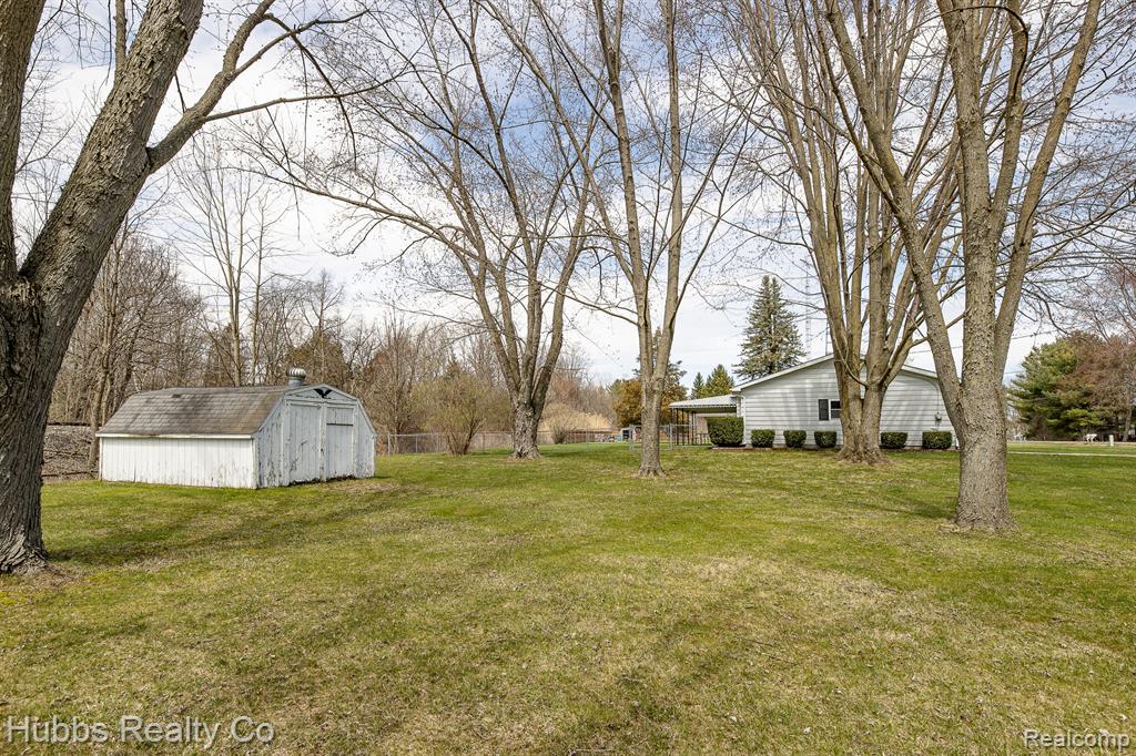 6357 Turner Road Flushing, MI 48433 - Photo 5 of 58