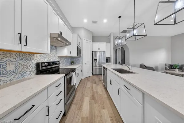 $674,900 | 11920 Bourke Place, Fort Myers, FL 33913
