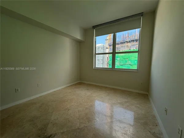 $4,500 | 31 Southeast 5th Street, Unit 4218, Miami, FL 33131