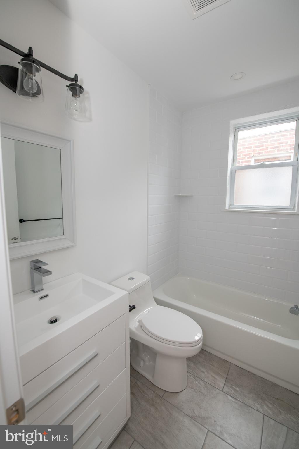 4404 Sherwood Road Philadelphia, PA 19131 - Photo 14 of 22 Gallery Image 14