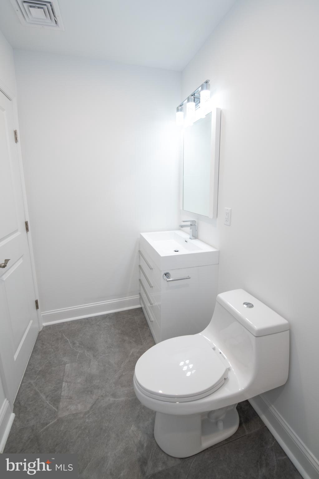 4404 Sherwood Road Philadelphia, PA 19131 - Photo 19 of 22 Gallery Image 19