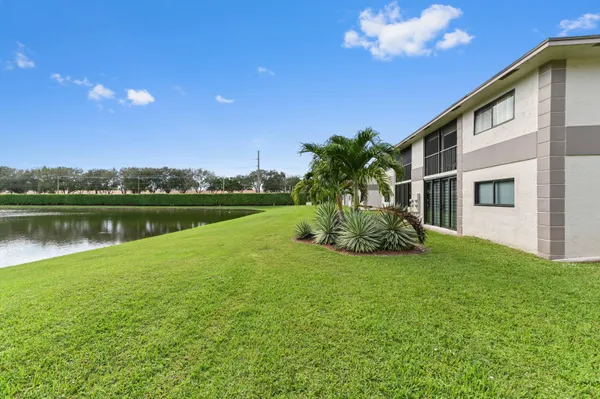$1,950 | 15144 Ashland Street, Unit 286, Delray Beach, FL 33484