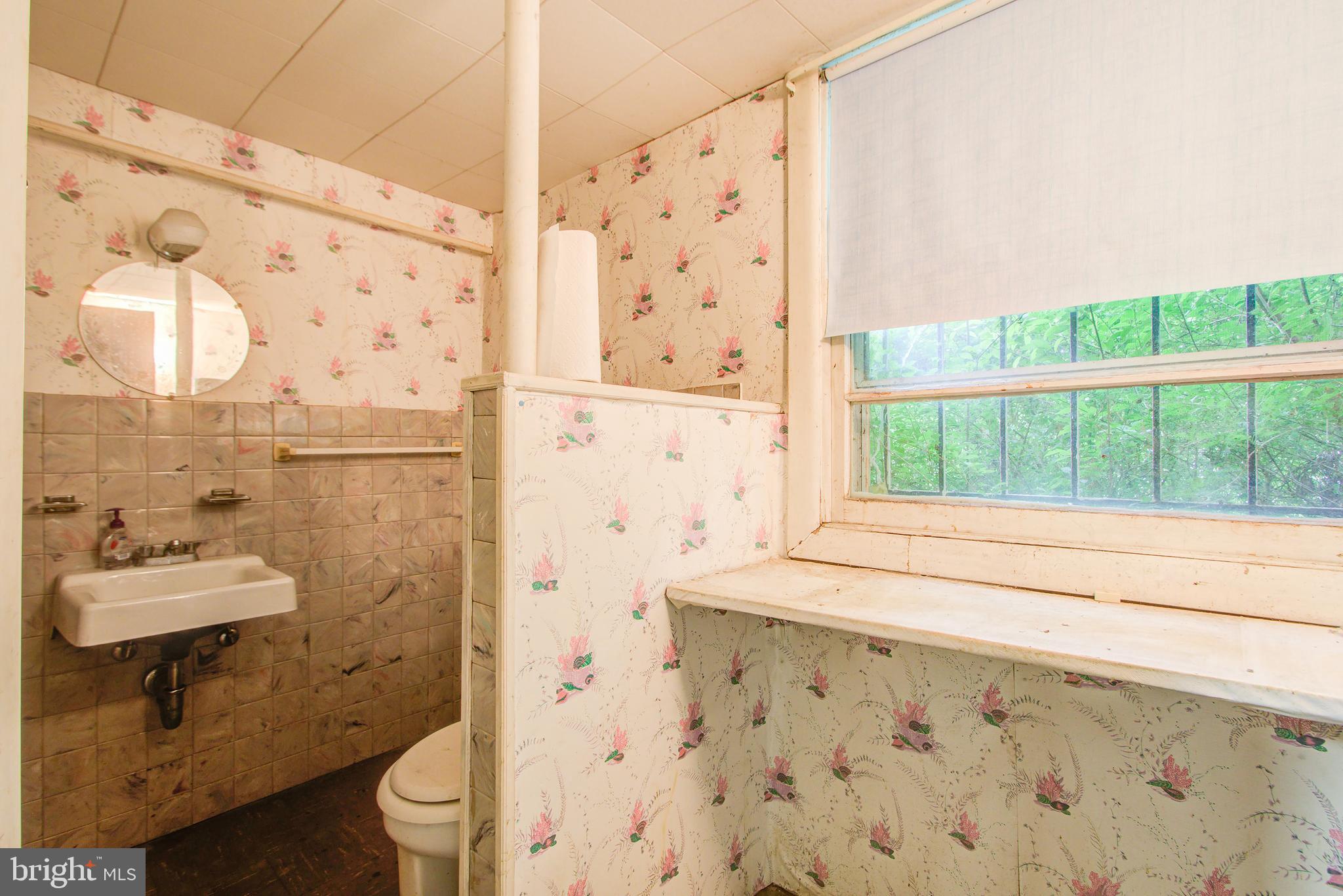 3027 Castleleigh Road Silver Spring, MD 20904 - Photo 46 of 49