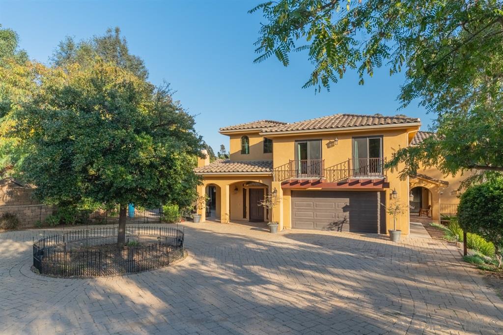 2915 Sunset Hills Escondido, CA 92025 - Photo 2 of 25