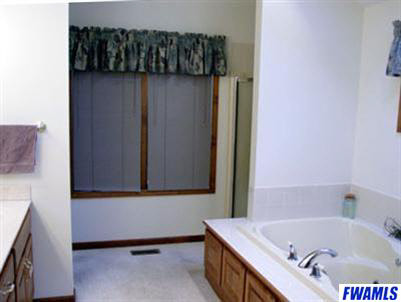 17726 Lochner Road Spencerville, IN 46788 - Photo 8 of 21