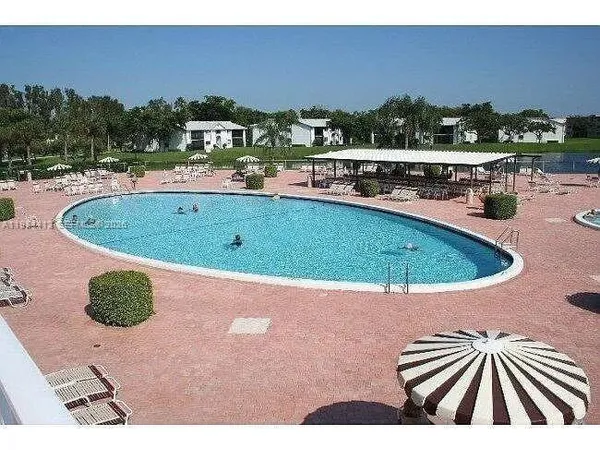 $111,777 | 15500 Lakes Of Delray Boulevard, Unit 207, Delray Beach, FL 33484