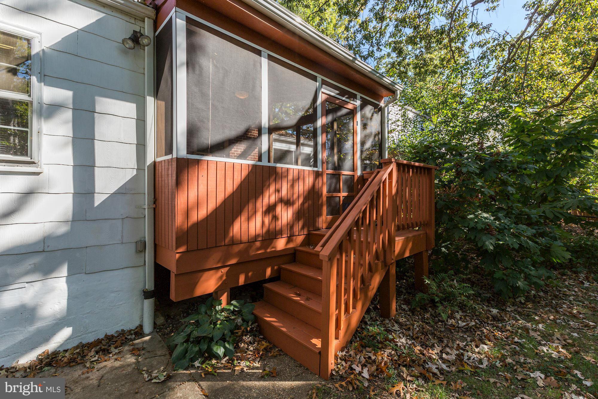 9222 Glenville Road Silver Spring, MD 20901 - Photo 28 of 30 Exterior (Rear)