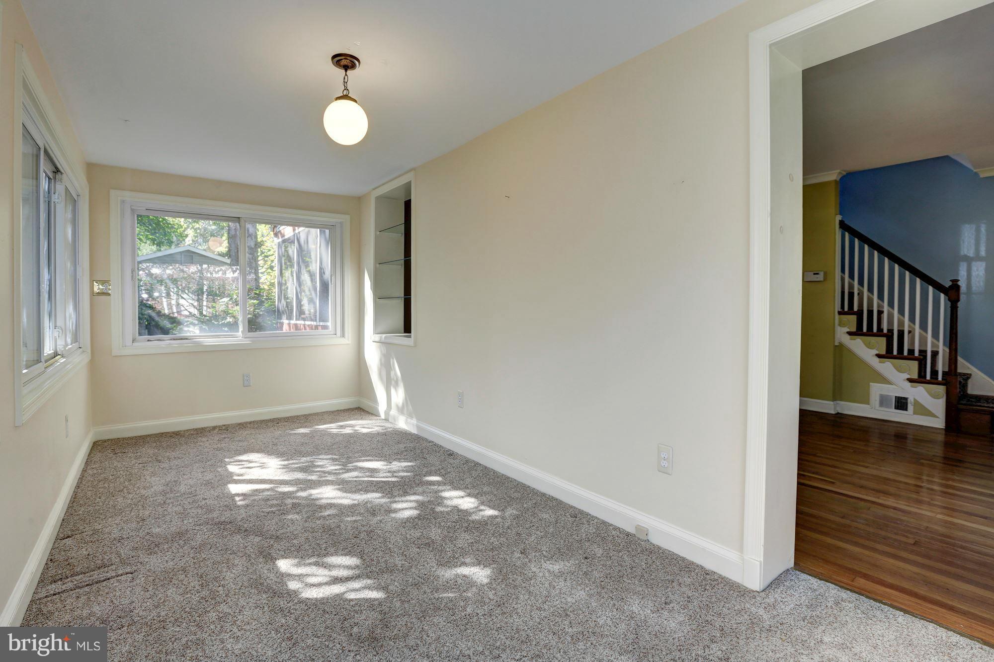 9222 Glenville Road Silver Spring, MD 20901 - Photo 7 of 30 Sun Room