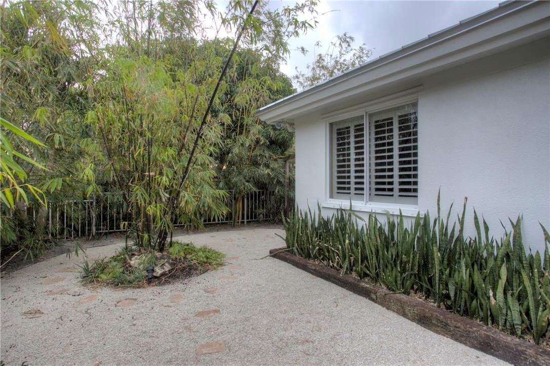 7850 Northeast Palm Way Boca Raton, FL 33487 - Photo 27 of 34 Photo 27