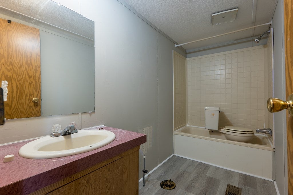 6380 Quarterman Road Hahira, GA 31632 - Photo 16 of 24 Gallery Image 16