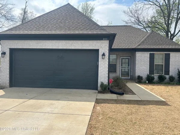 $1,800 | 401 Park Street, Hernando, MS 38632