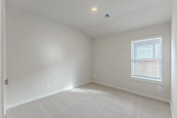 $2,000 | 16977 Juniper Blossom Bend, Conroe, TX 77302