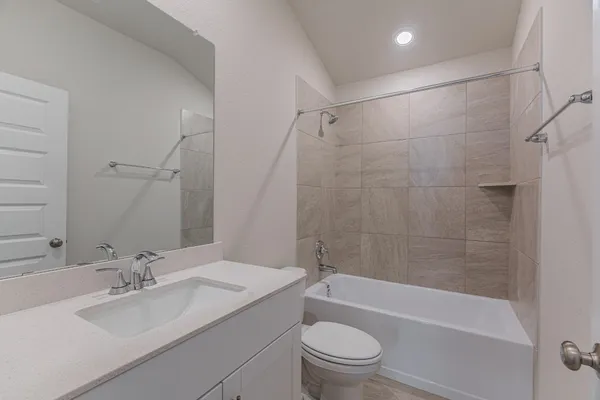 $2,000 | 16977 Juniper Blossom Bend, Conroe, TX 77302