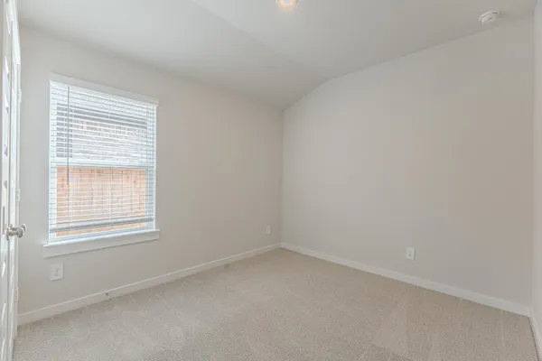 $2,000 | 16977 Juniper Blossom Bend, Conroe, TX 77302