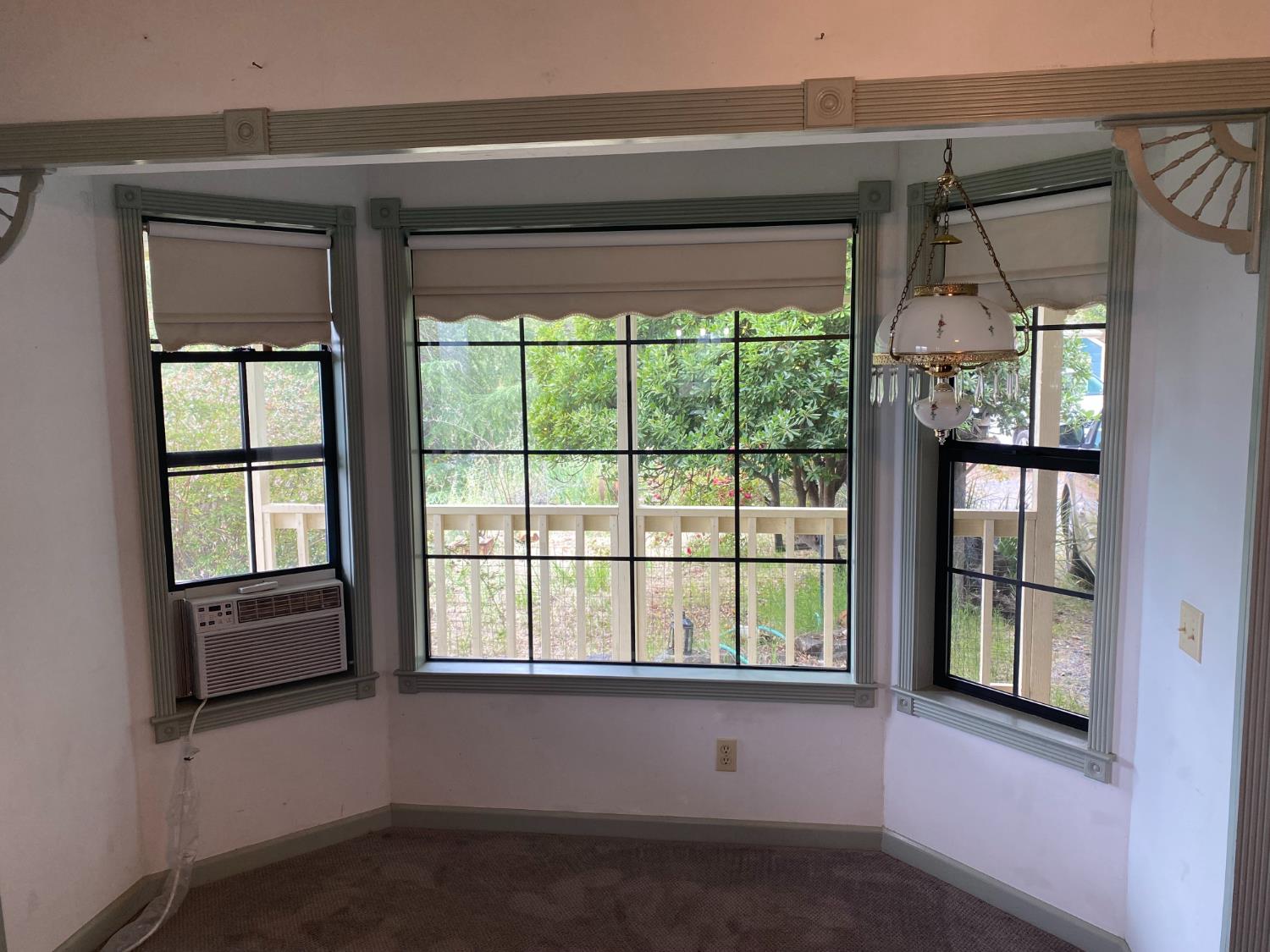 5021 Banbury Cross Road Shingle Springs, CA 95682 - Photo 10 of 92 Bay window facing towards front porch and yard area.
