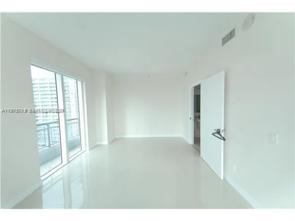 $2,700 | 60 Southwest 13th Street, Unit 1421, Miami, FL 33130