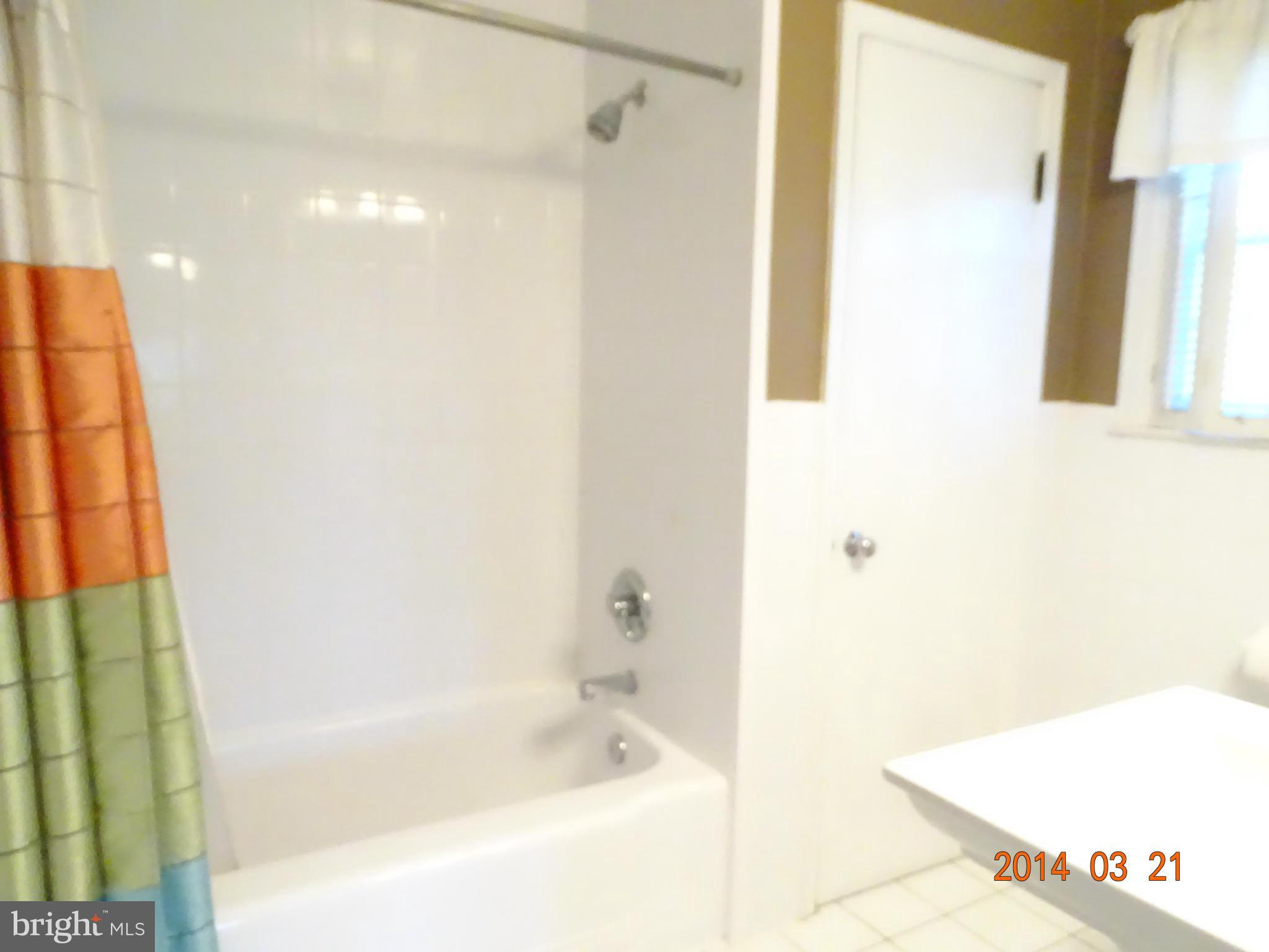 9310 Philadelphia Road Rosedale, MD 21237 - Photo 17 of 22 Bath