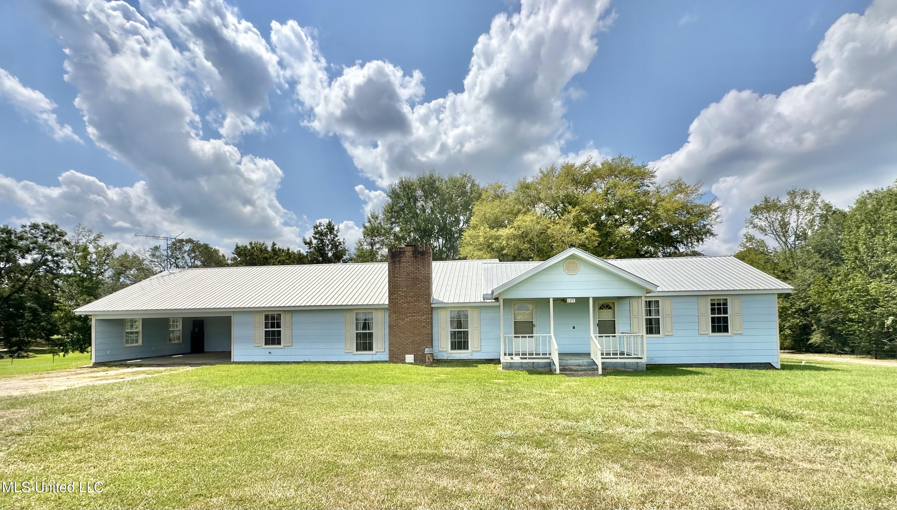 129 J B Womack Road Magee, MS 39111 - Photo 2 of 28 IMG_9821