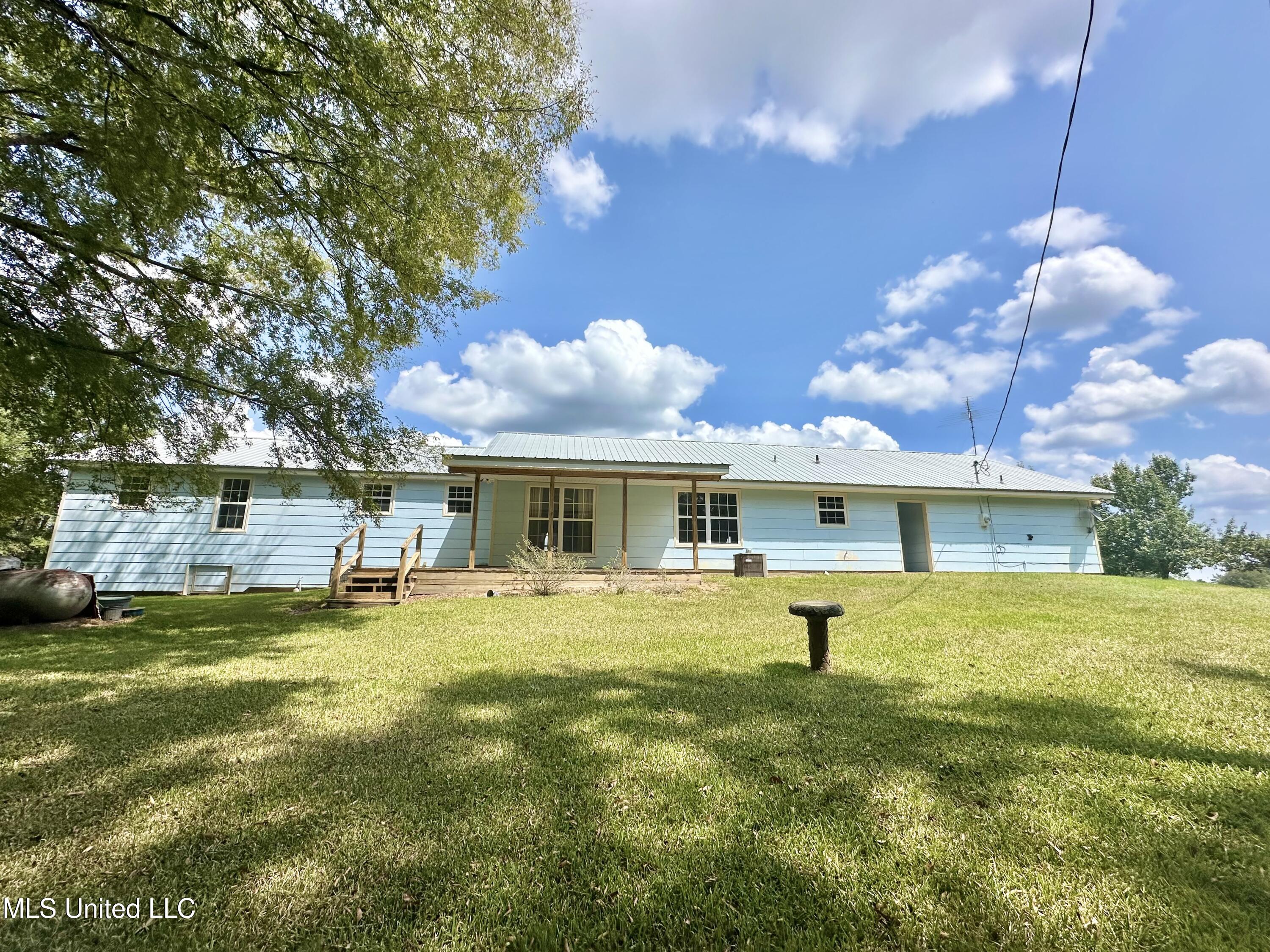 129 J B Womack Road Magee, MS 39111 - Photo 5 of 28 IMG_9818