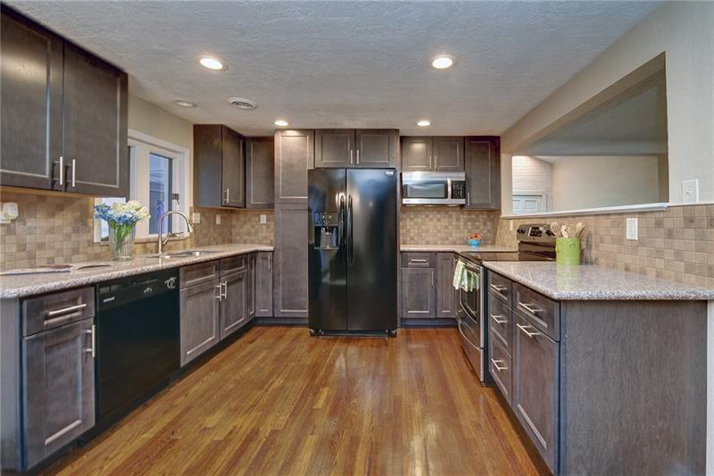322 Rowe Road Harrison City, PA 15636 - Photo 10 of 25 Gallery Image 10