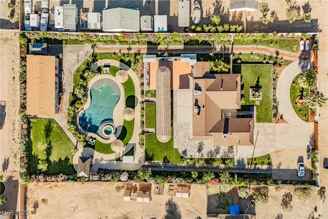 $1,975,000 | 120 Chartan Avenue, Las Vegas, NV 89183