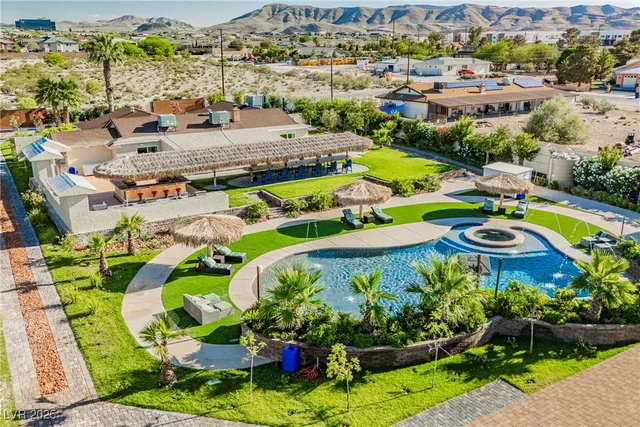 $1,975,000 | 120 Chartan Avenue, Las Vegas, NV 89183